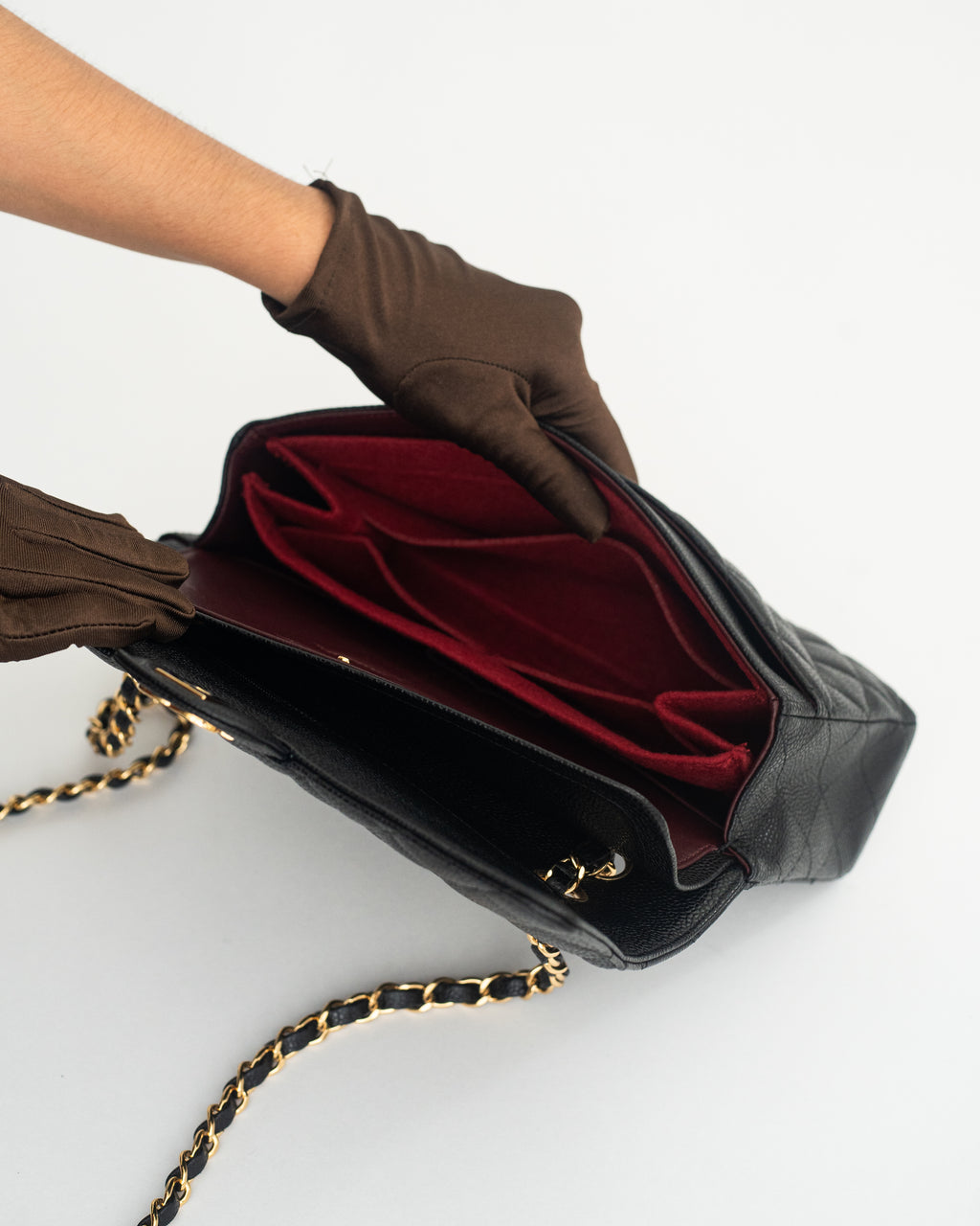 Chanel Classic Flap Medium in Black Caviar GHW