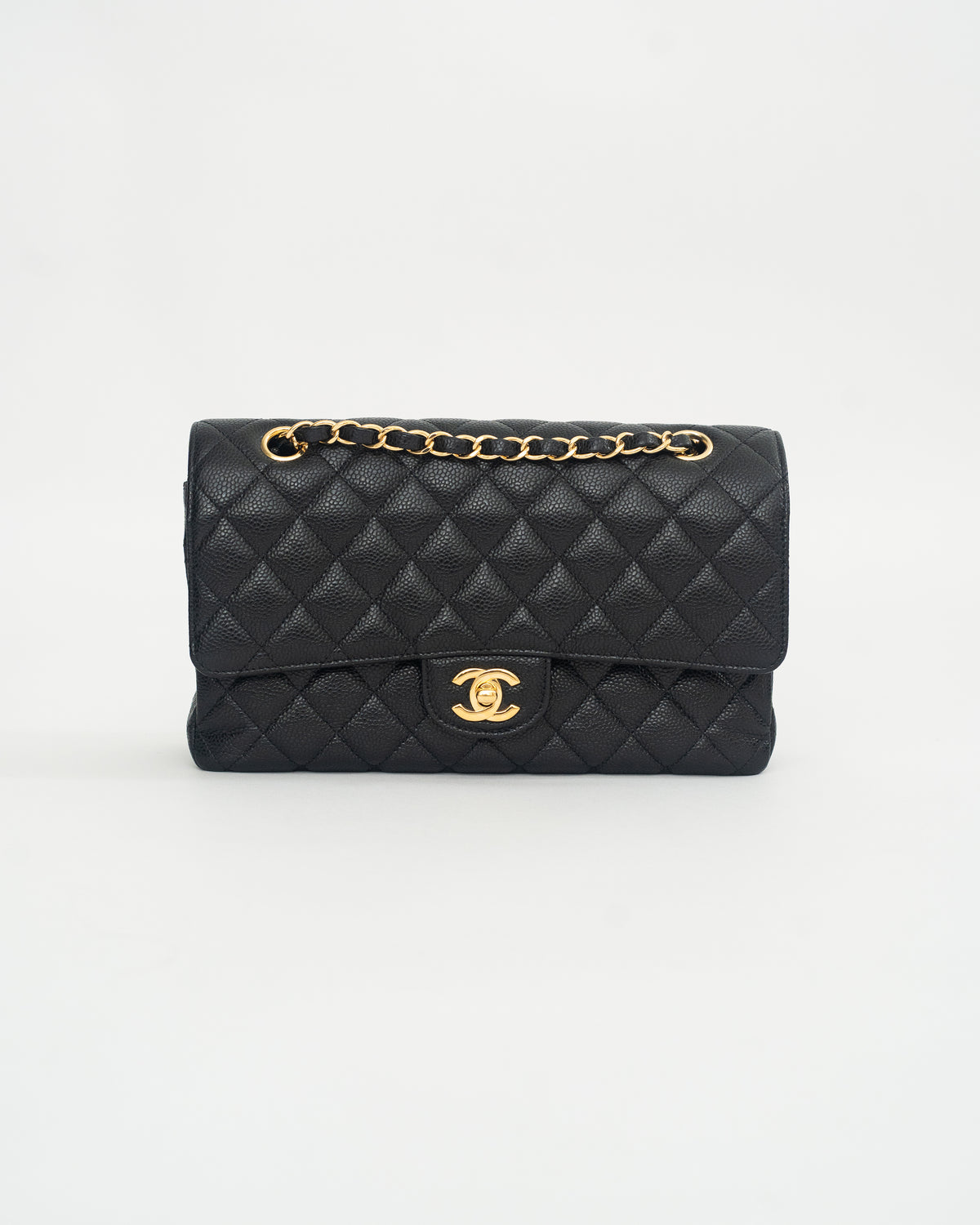 Chanel Classic Flap Medium in Black Caviar GHW