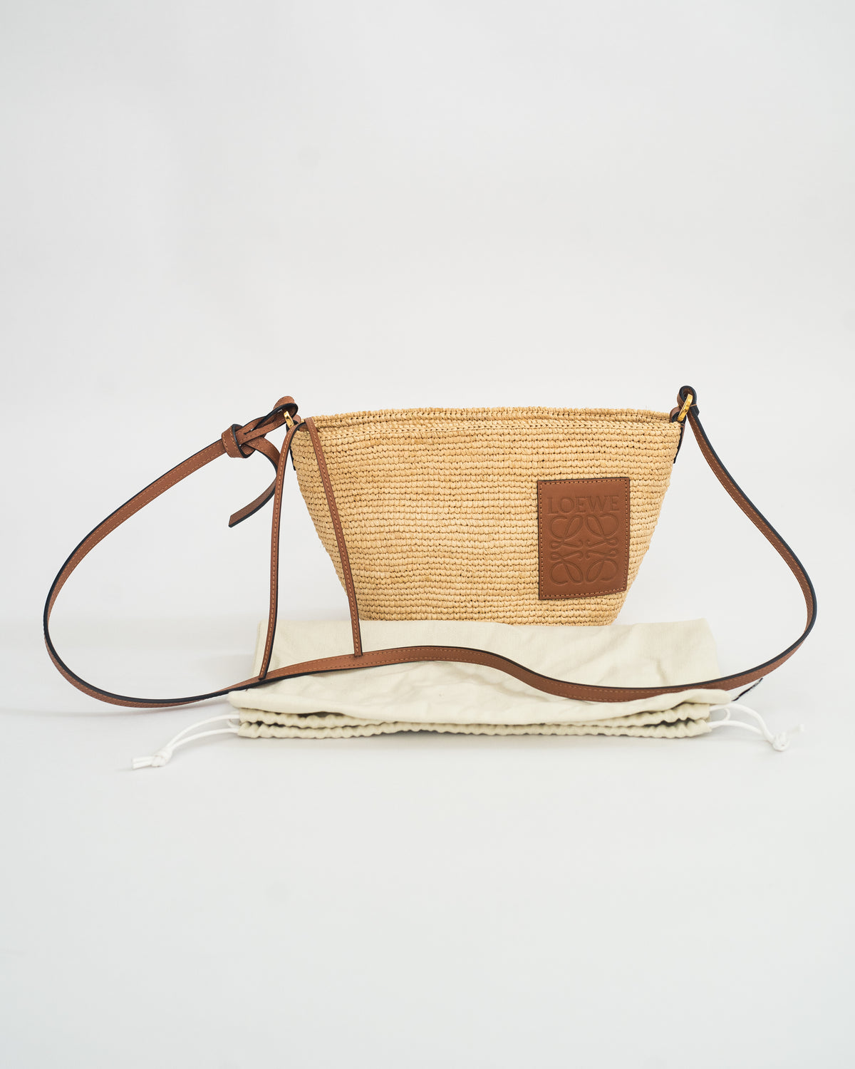 Loewe Paula’s Ibiza Pochette Crossbody Bag in Natural/Tan